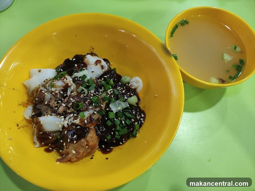 Chee Cheong Fun with Soup