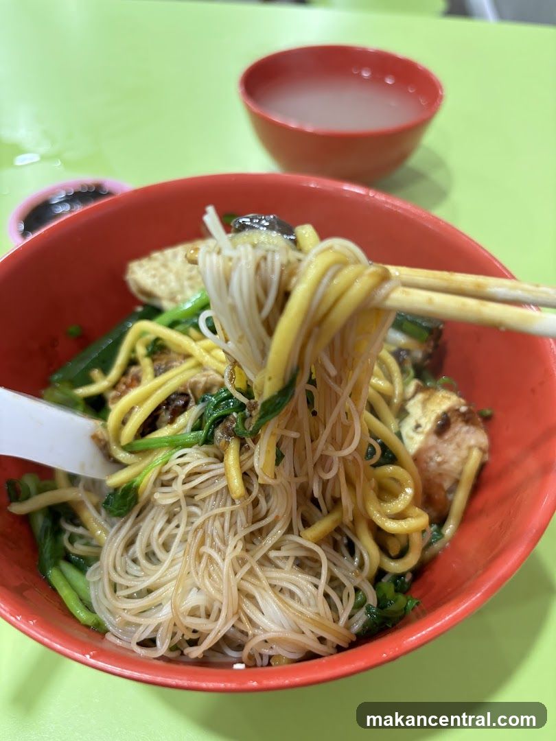Noodles with Vegetables and Tofu