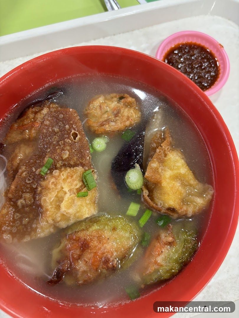 Noodle Soup with Fried Ingredients