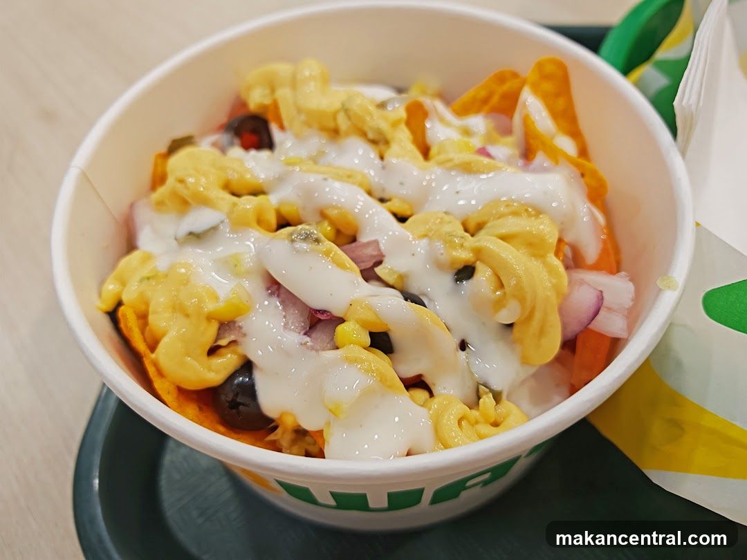 Nachos with toppings