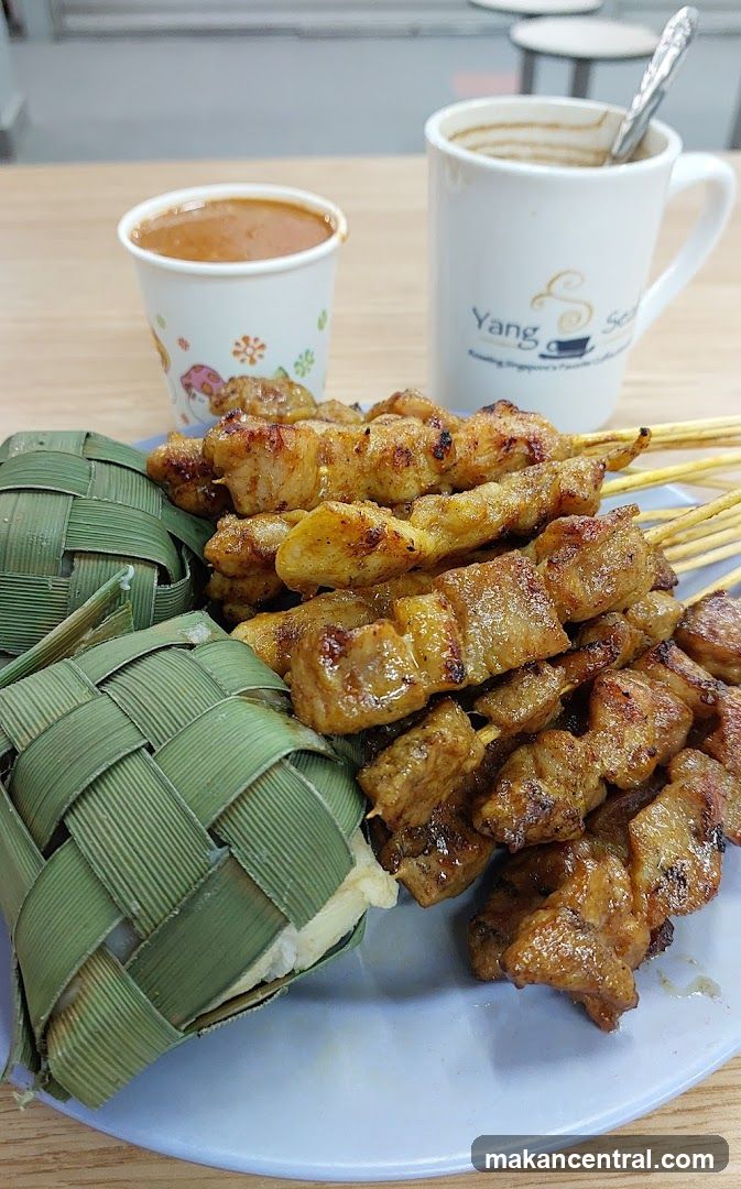 Satay and Ketupat with Peanut Sauce and Drink