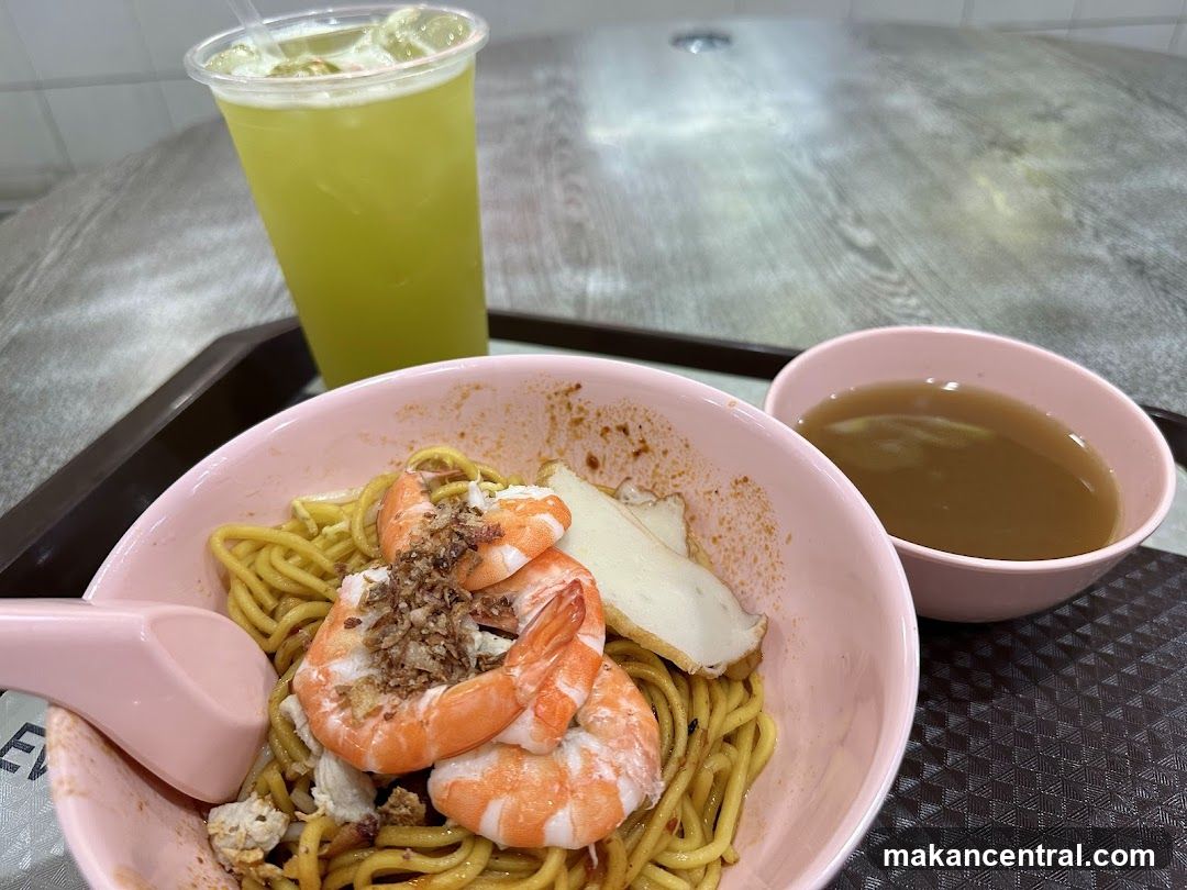 Shrimp Noodles and Drink
