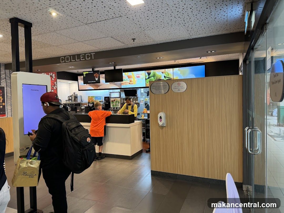 Fast Food Restaurant Interior