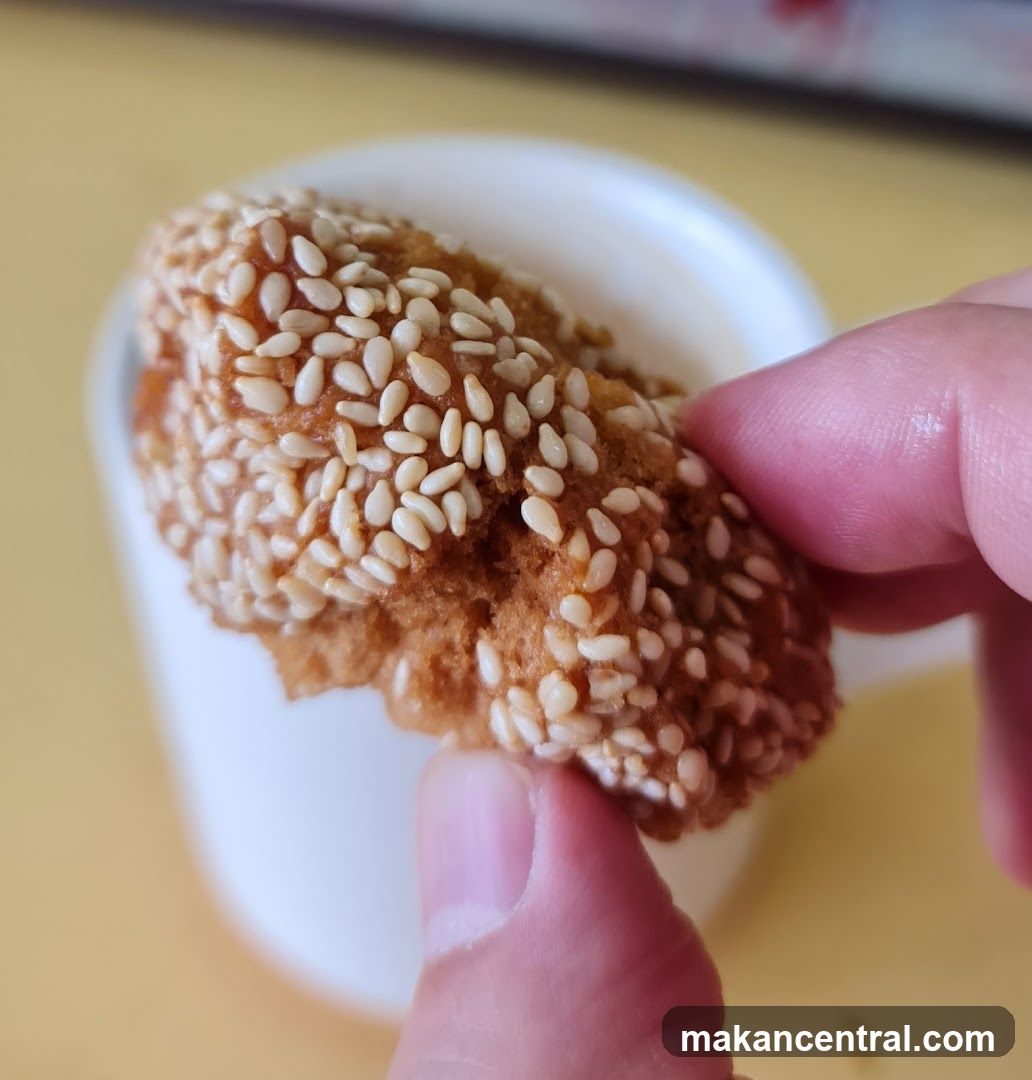 Sesame Seed Cookie