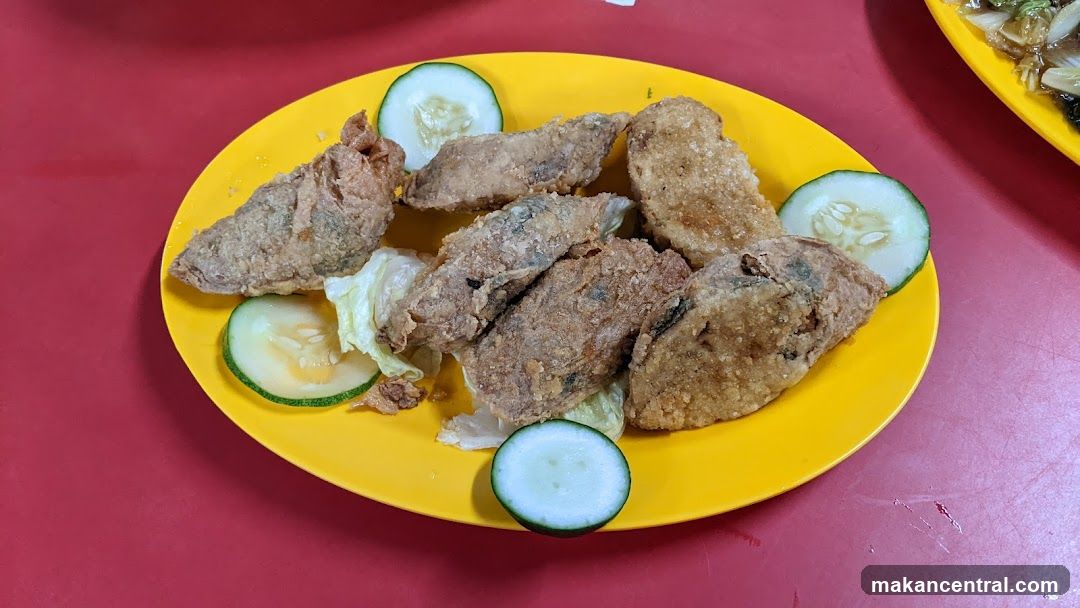 Fried Fish and Cucumber Slices