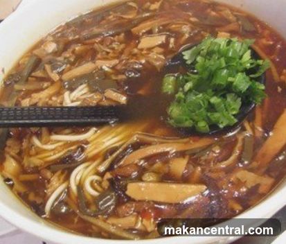 Hong Peng La Mian Xiao Long Bao 洪鹏拉面小笼包
