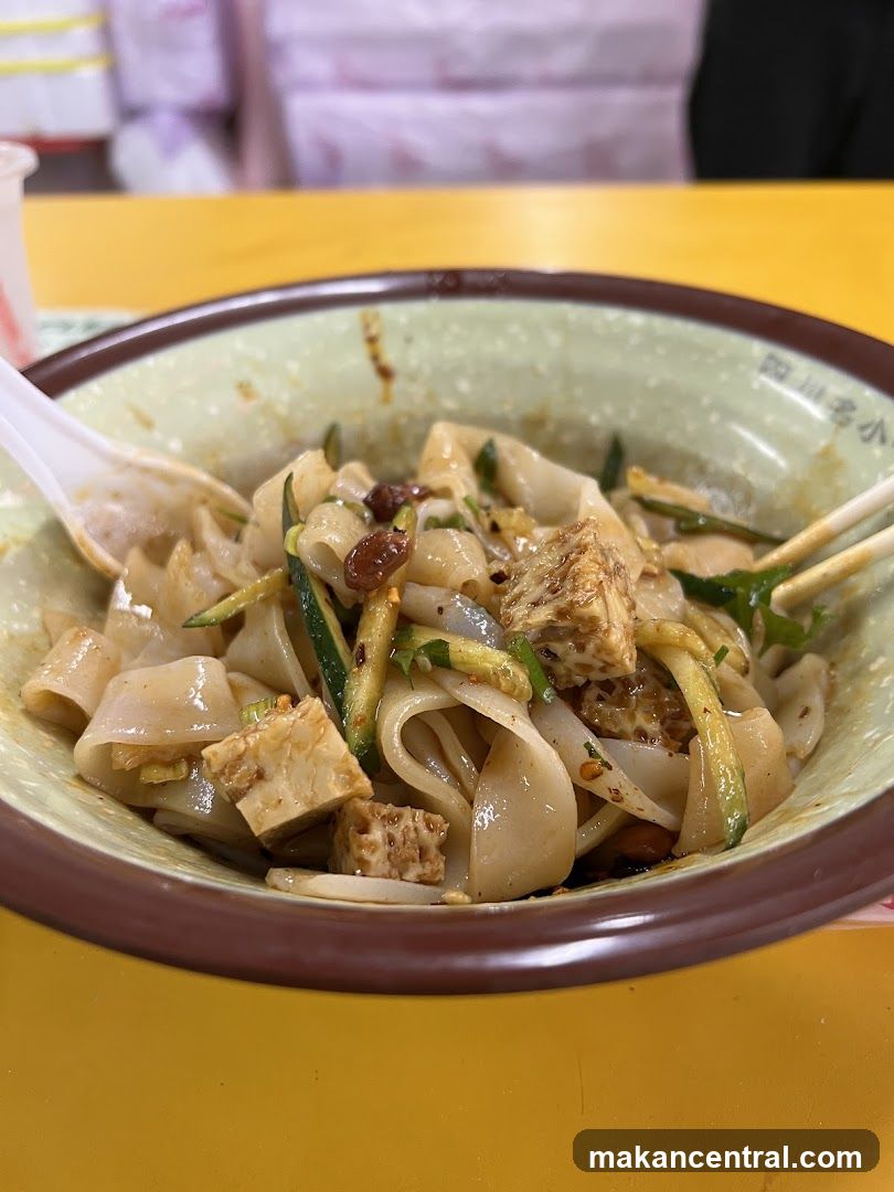 Noodles with Tofu and Cucumber