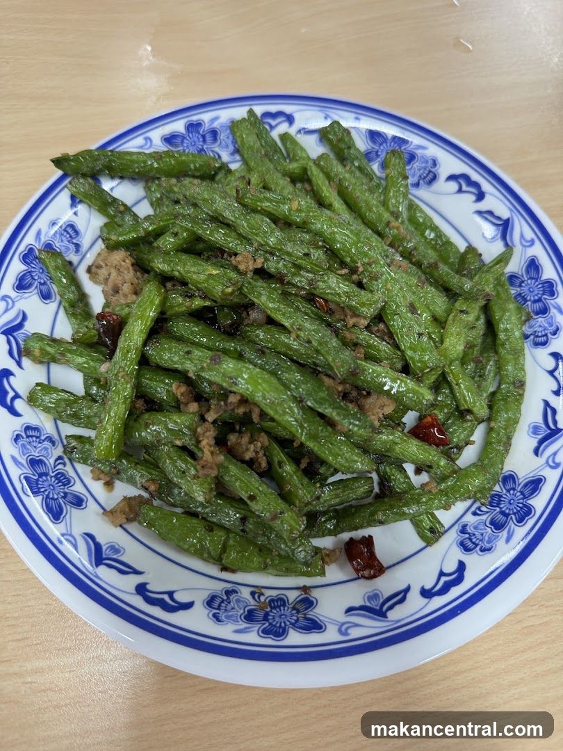 Stir-fried Green Beans with Minced Meat