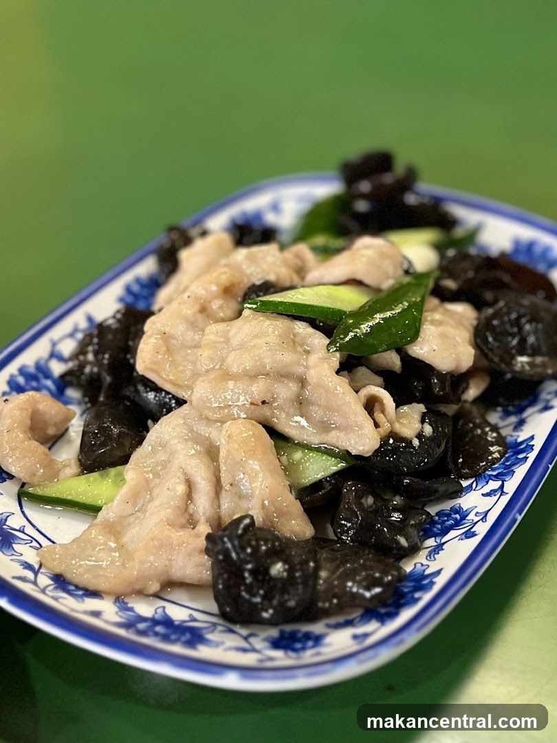 Pork and Wood Ear Mushroom Stir-fry