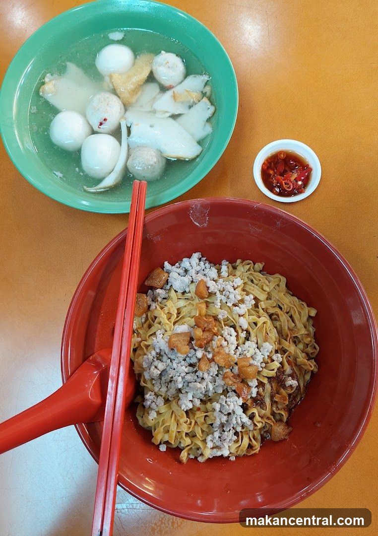 Noodles with Minced Pork and Fish Balls