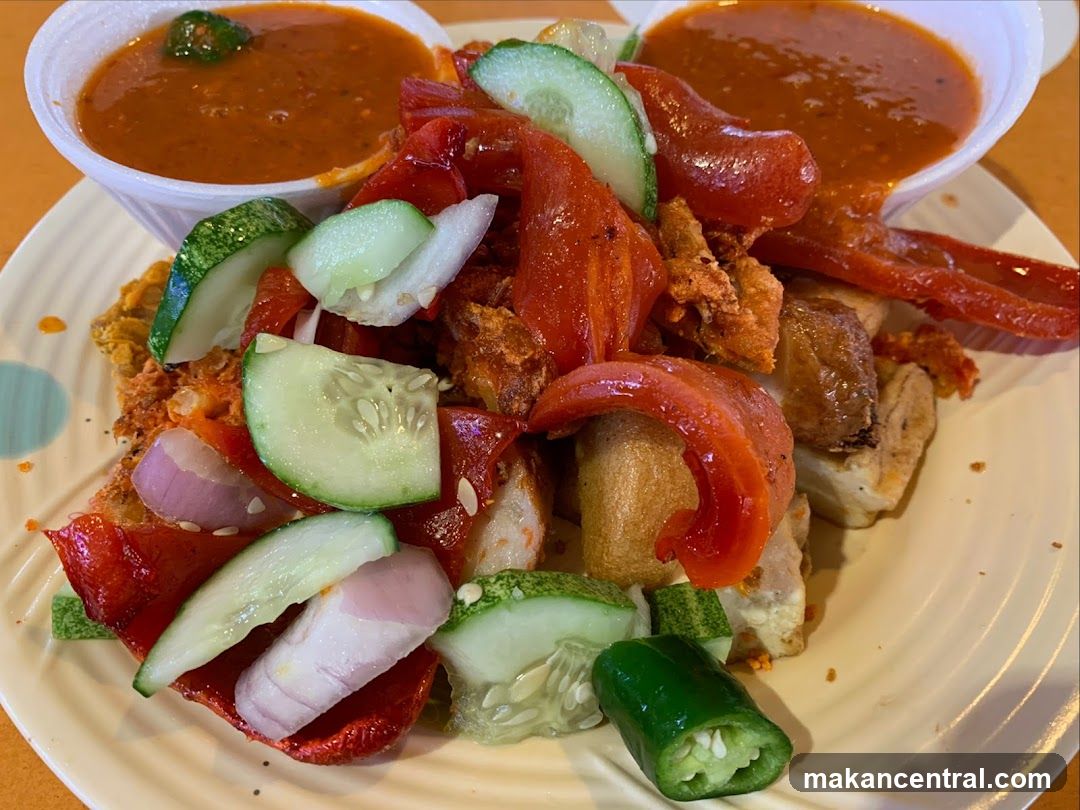 Spicy Dish with Cucumber and Red Pepper