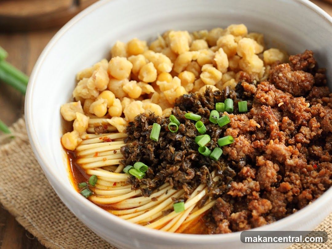 Noodles with Toppings