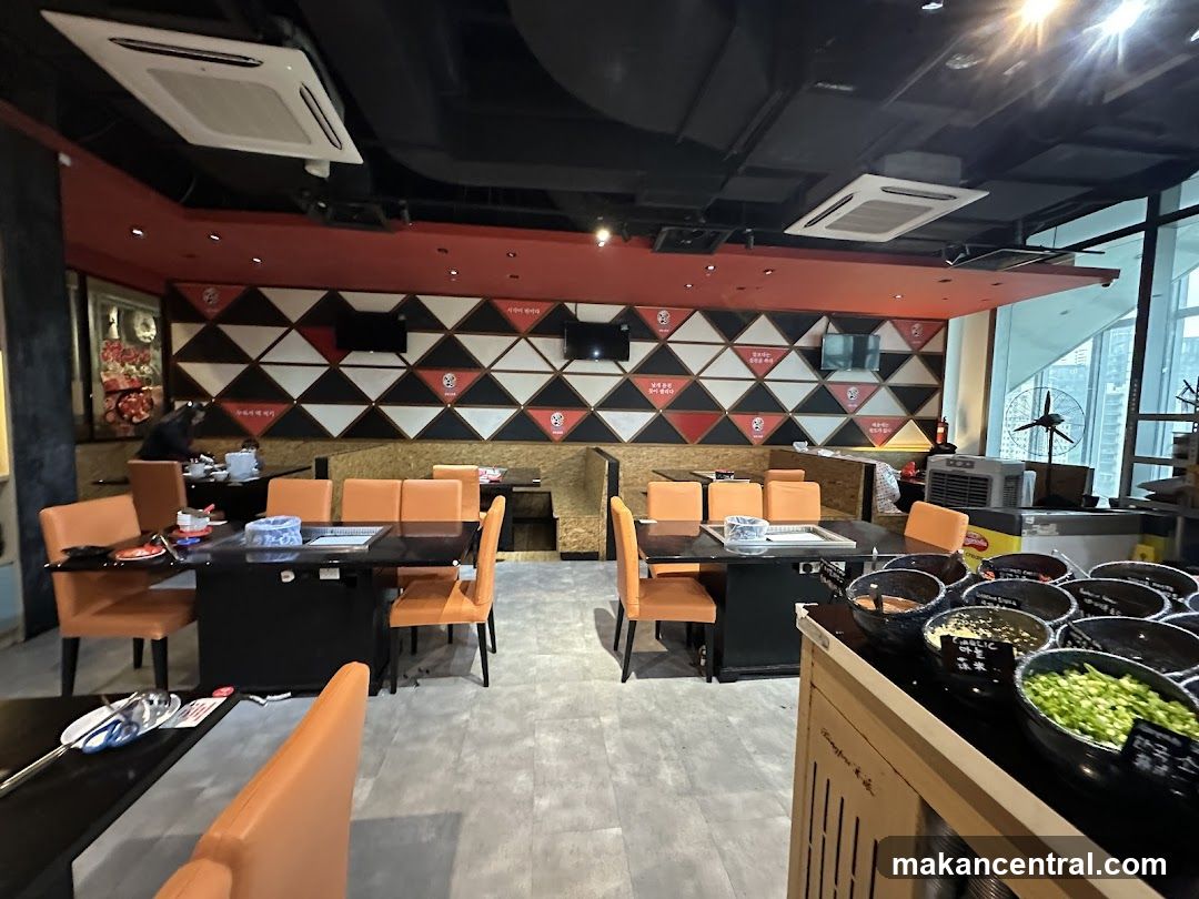 Restaurant Dining Area