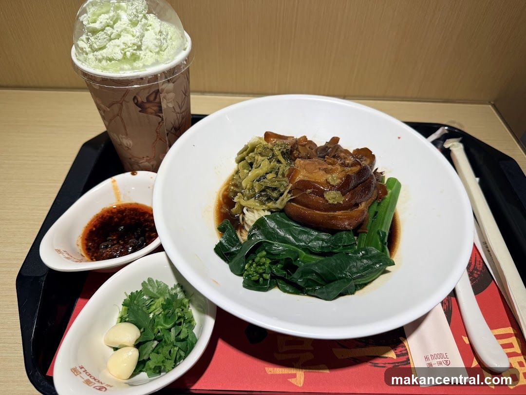 Braised Pork Noodles with Side Dishes and Drink