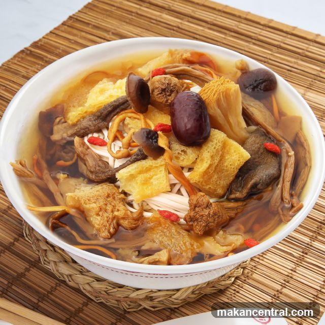 Mushroom Noodle Soup