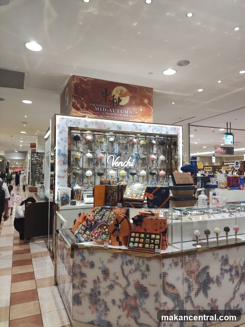 Venchi Chocolate Display
