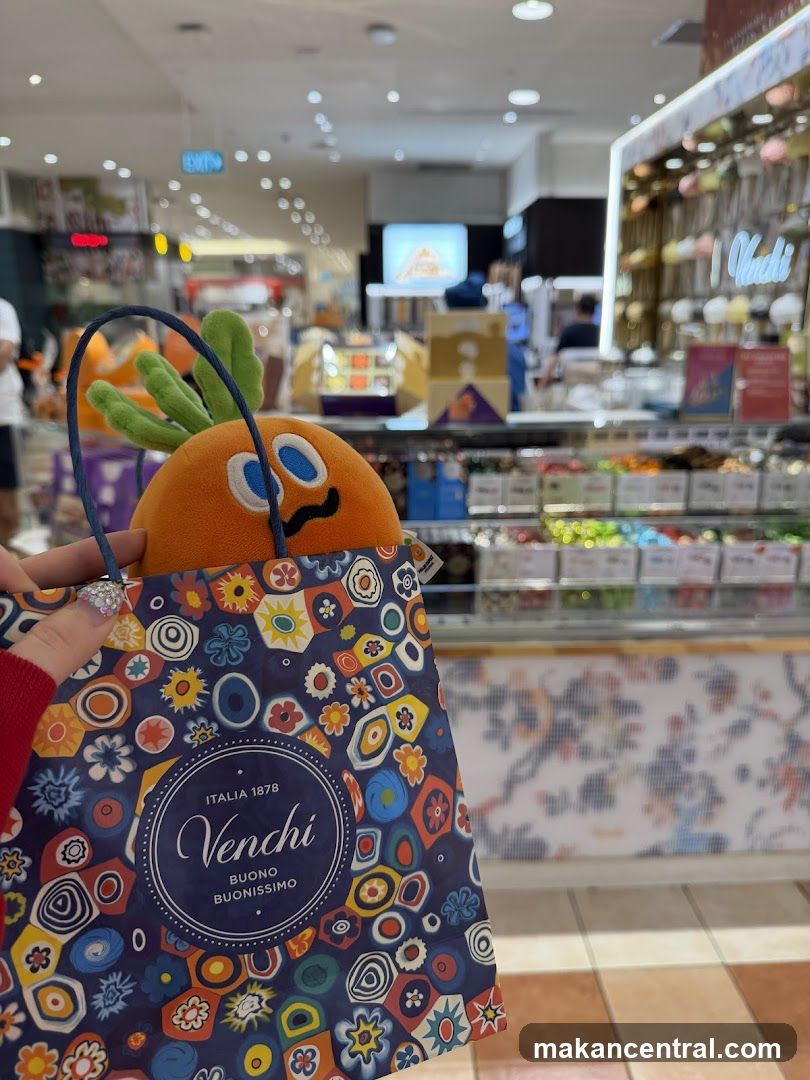 Venchi Shopping Bag with Plush Toy