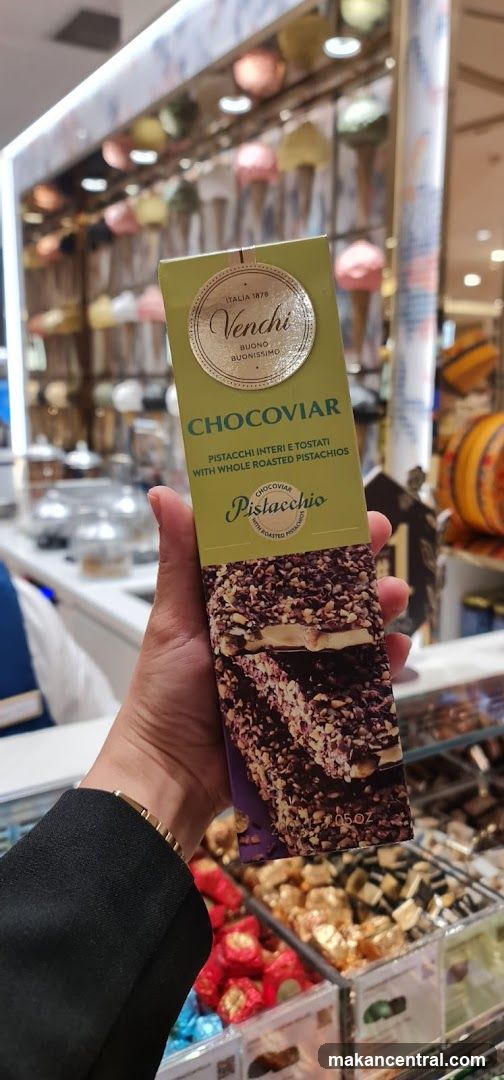 Venchi Chocoviar Pistachio Chocolate Bar
