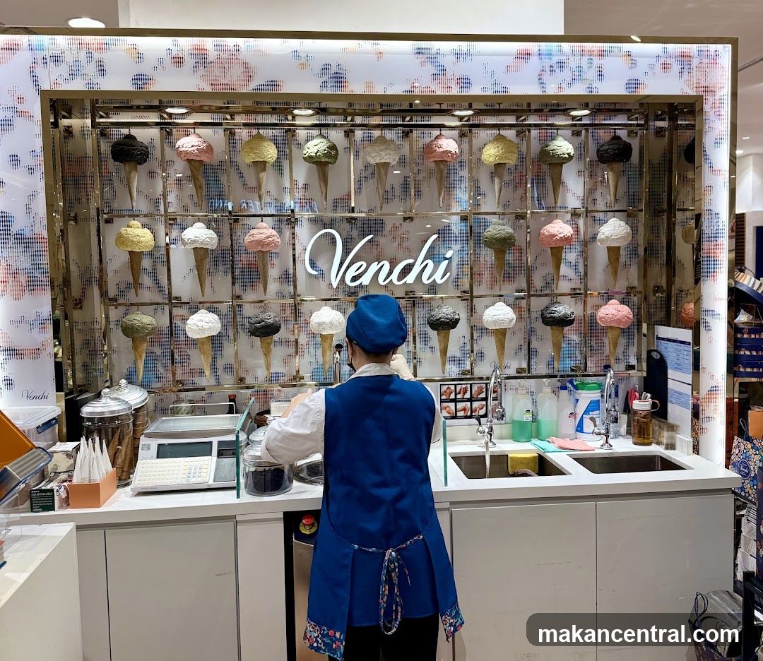 Venchi Ice Cream Counter