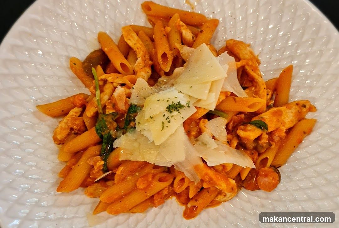 Penne Pasta with Chicken and Parmesan