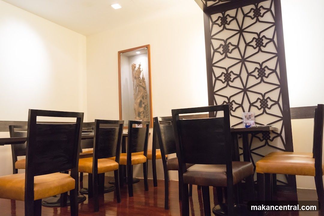 Restaurant Dining Area