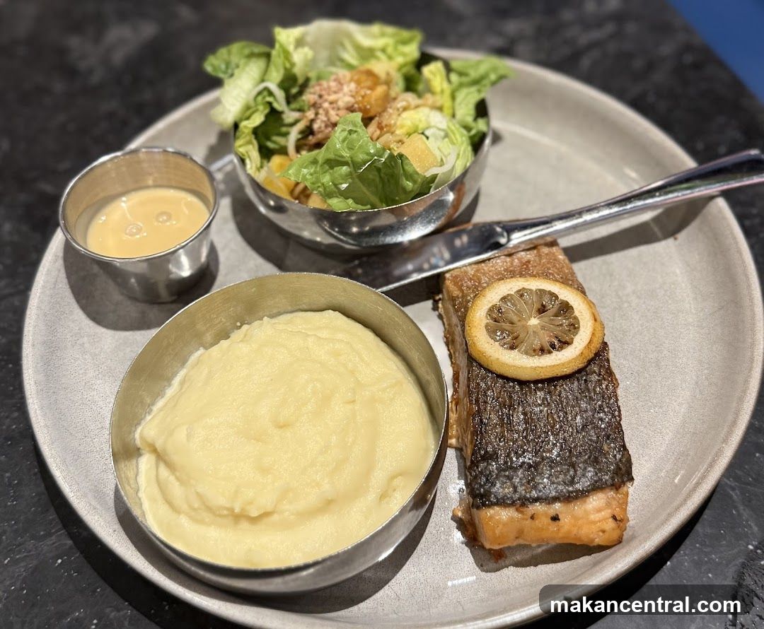 Salmon with Mashed Potatoes and Salad