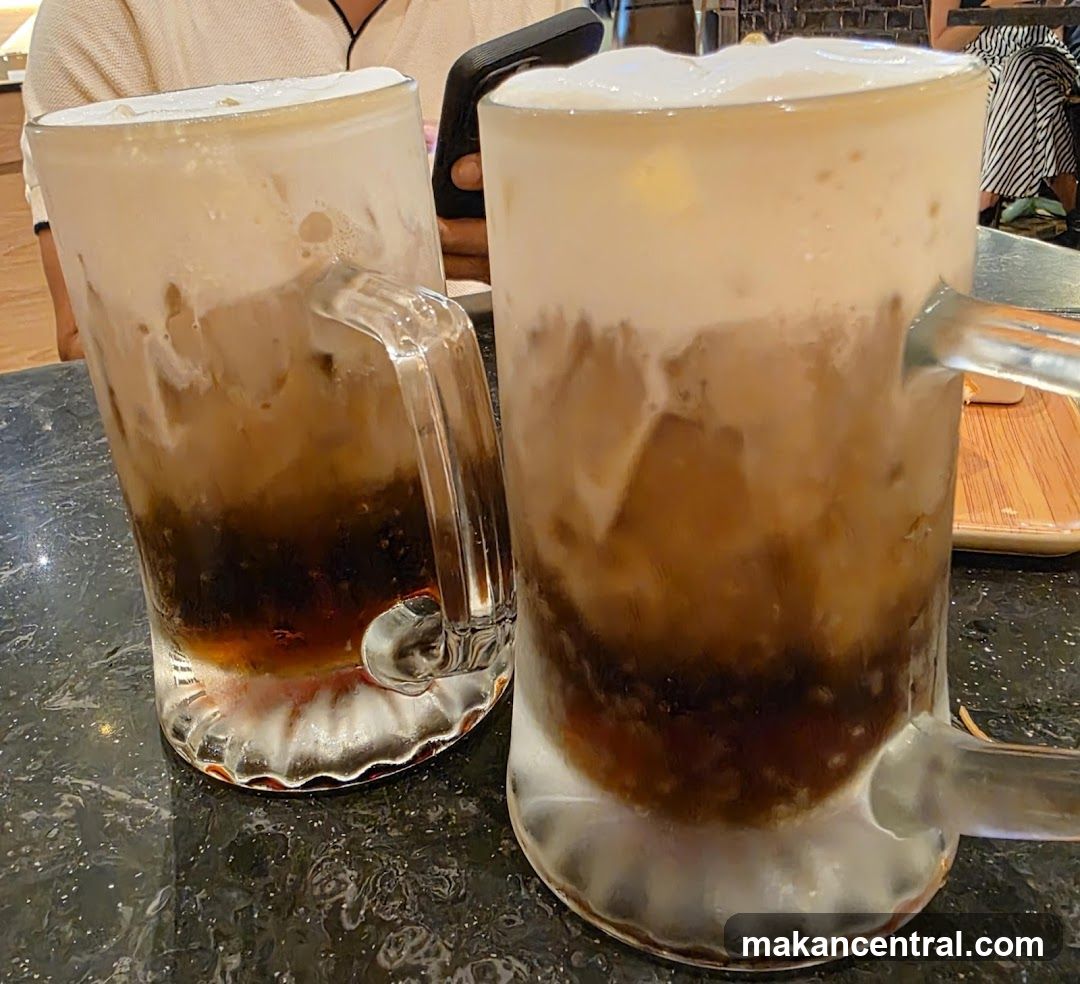 Creamy Root Beer Floats