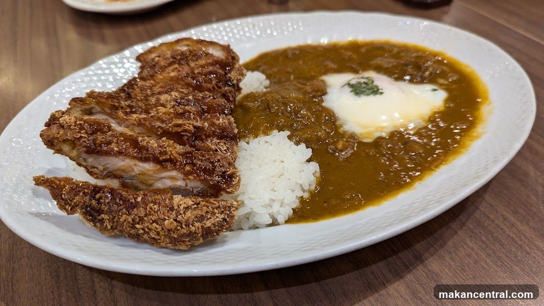 Crispy Pork Cutlet with Curry Rice