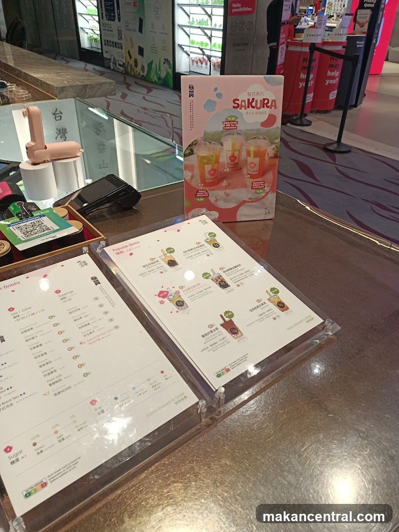 Sakura Drink Stand Interior