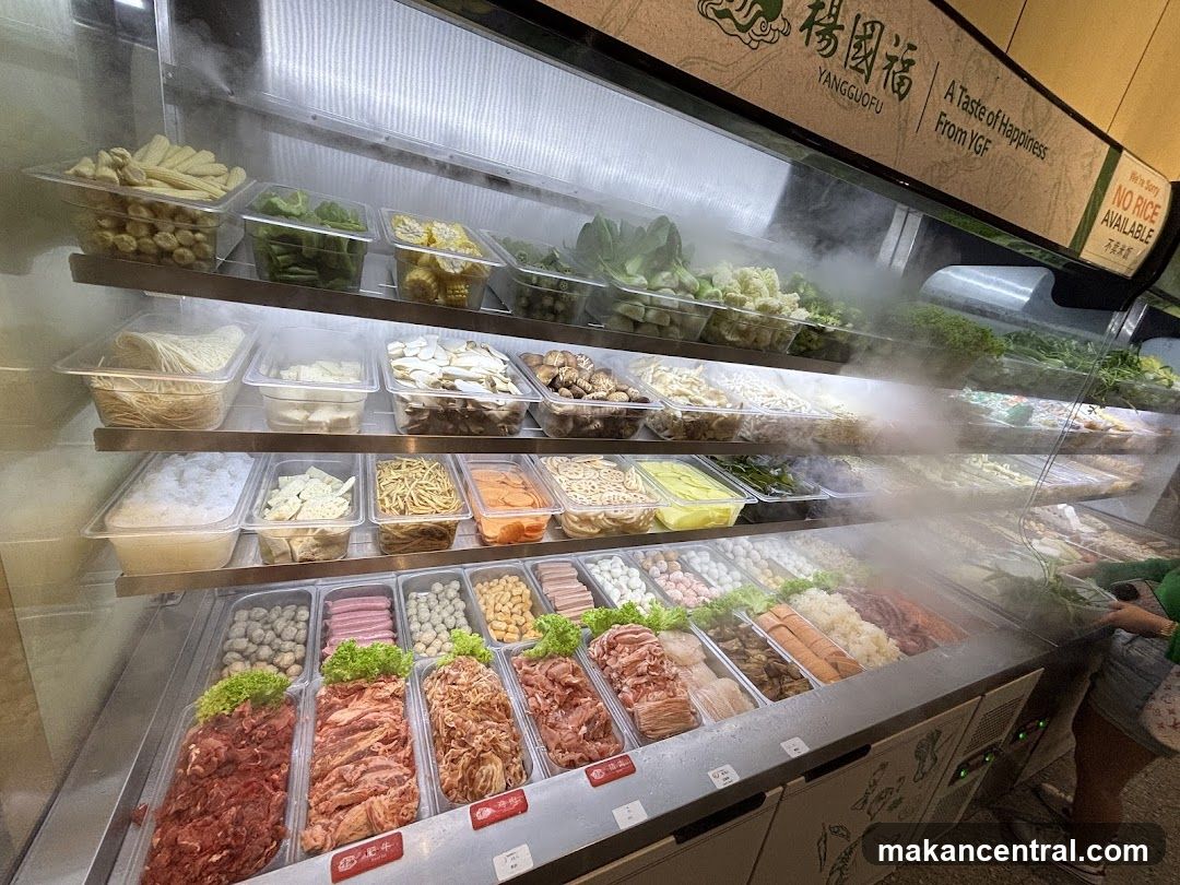 Hot Pot Display Counter