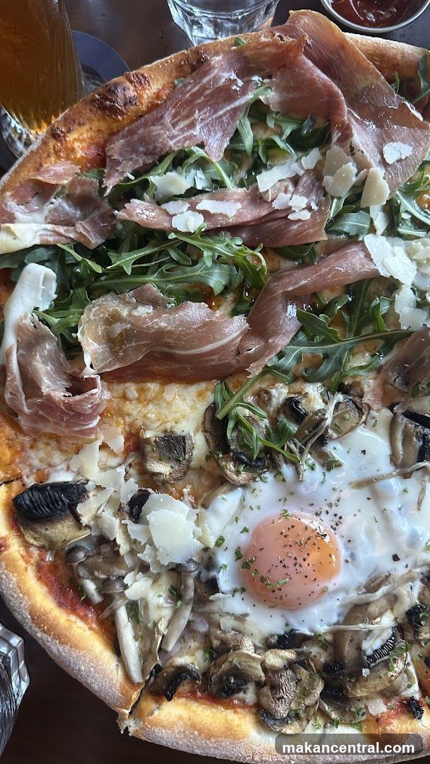 Pizza with toppings