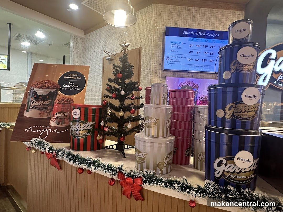Garrett Popcorn Shop Holiday Display