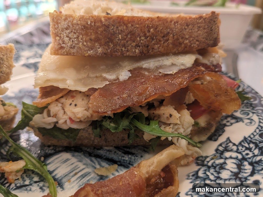 Sandwich on decorative plate