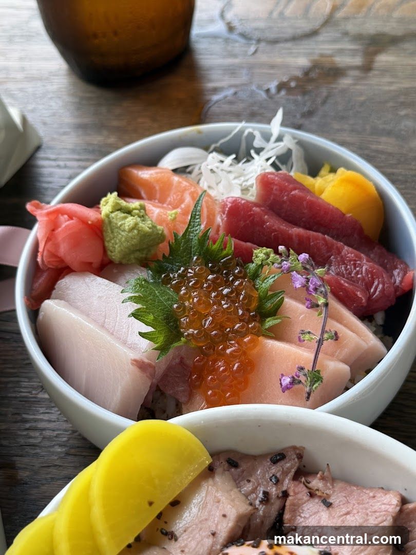 Tanuki Raw