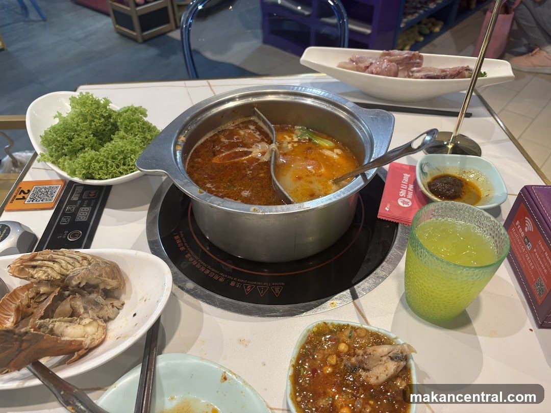 Hot Pot Dining Table