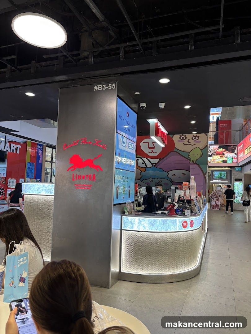LIMTEA Shop Interior