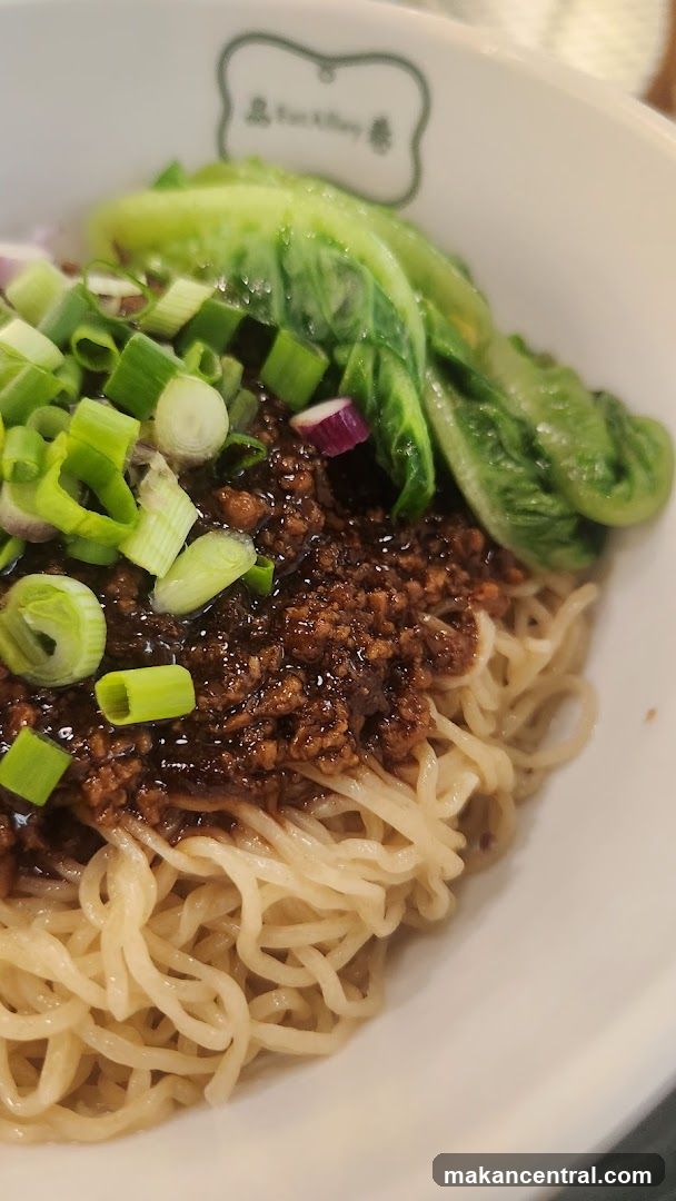 Noodle dish in bowl