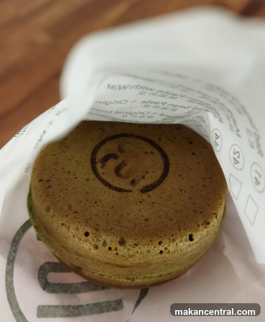 Macaron in packaging