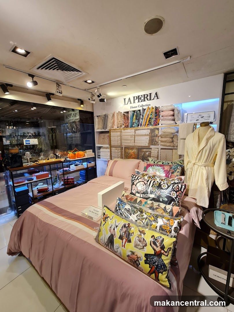 LA PERLA Home Collection Store Interior