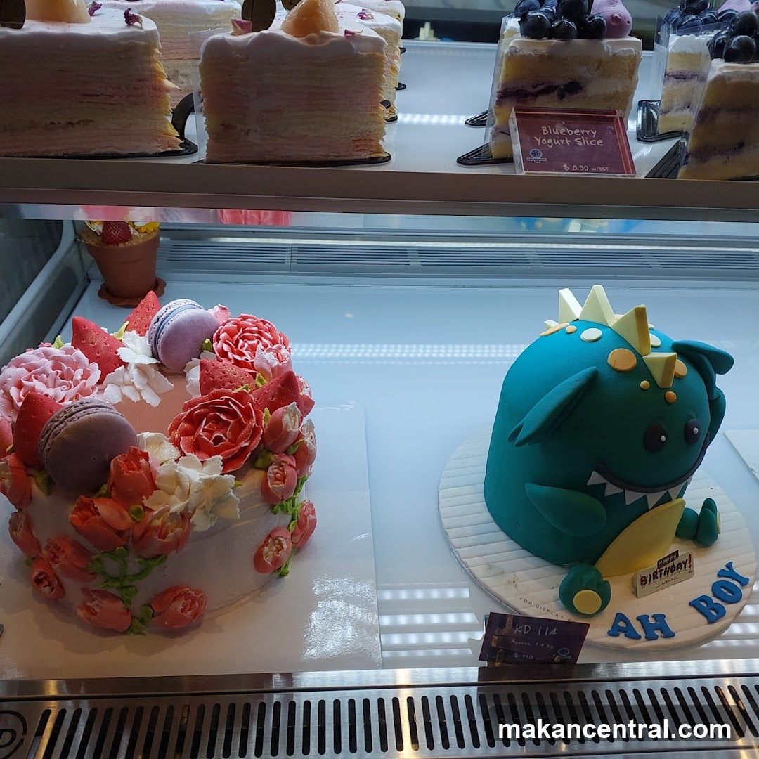 Cake Display Case