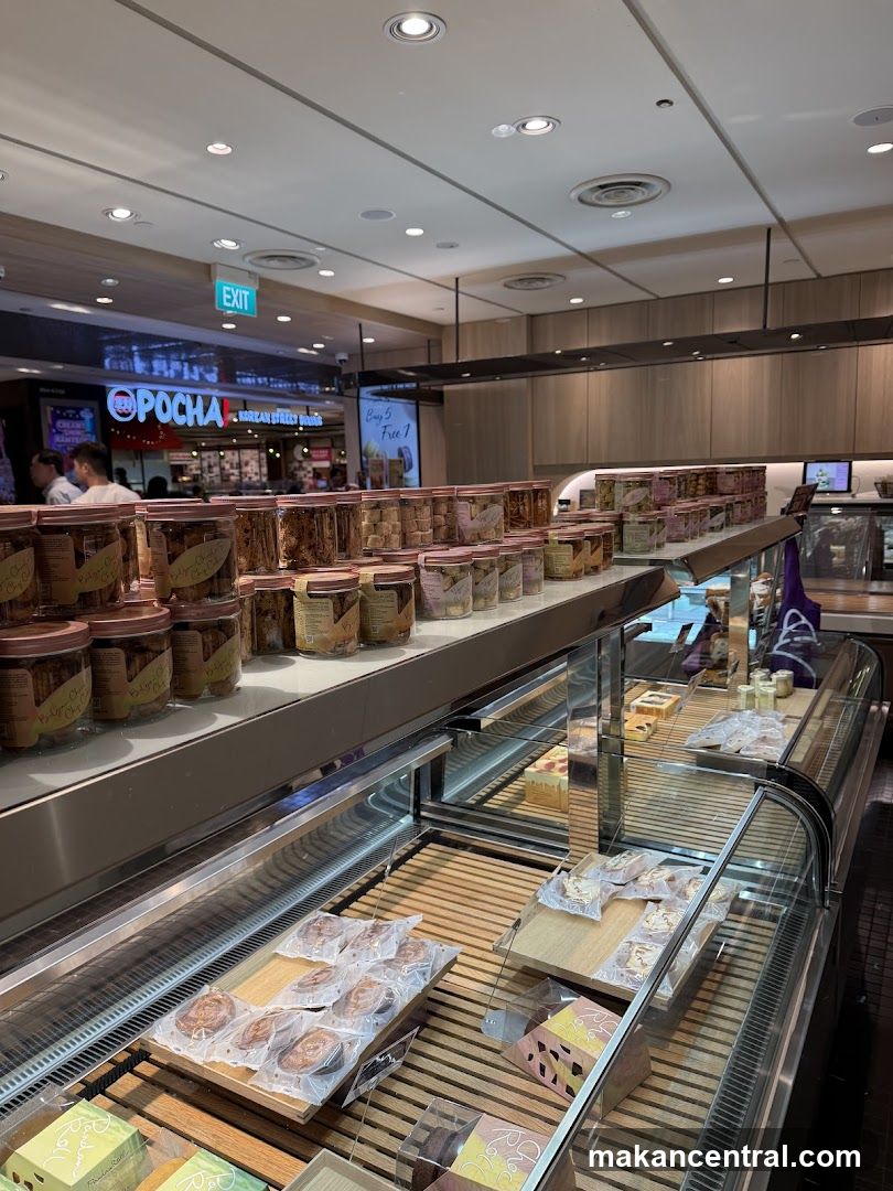 Bakery Interior Display