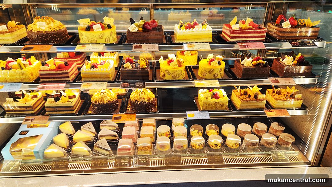 Cake Display Case