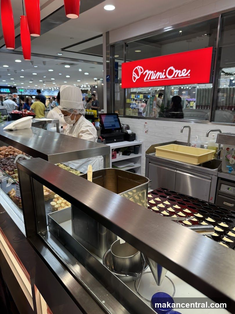 MiniOne bakery stall interior