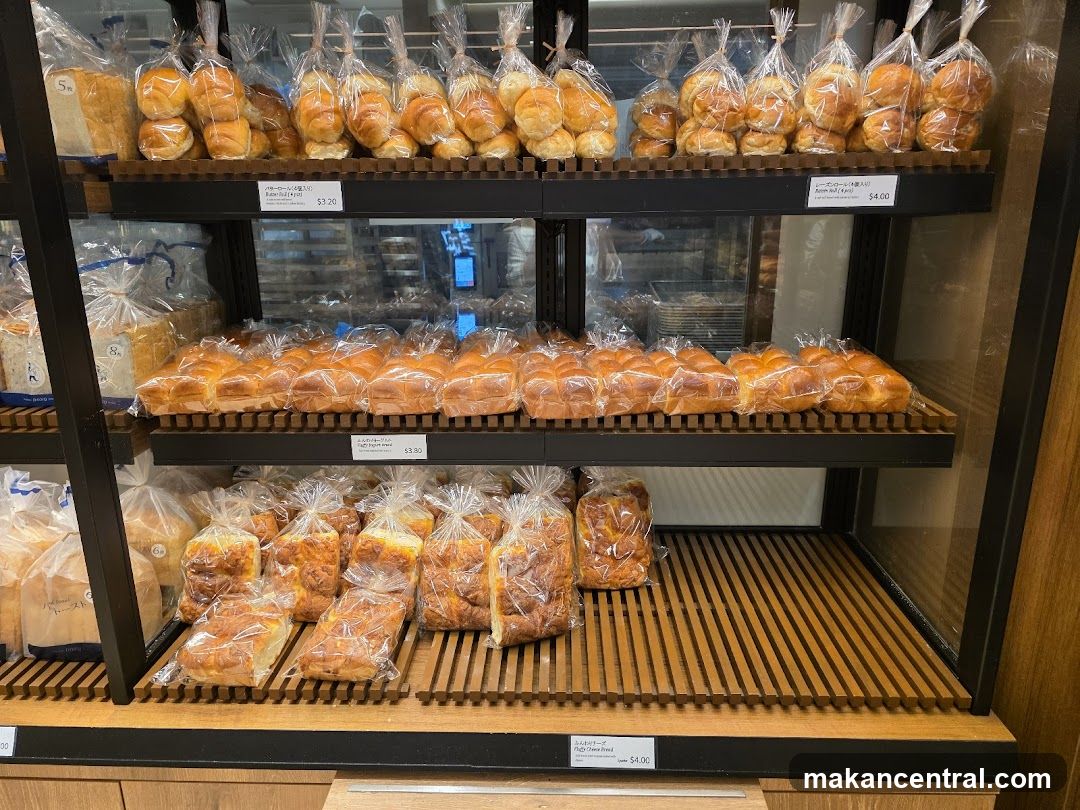 Bakery Display Shelf