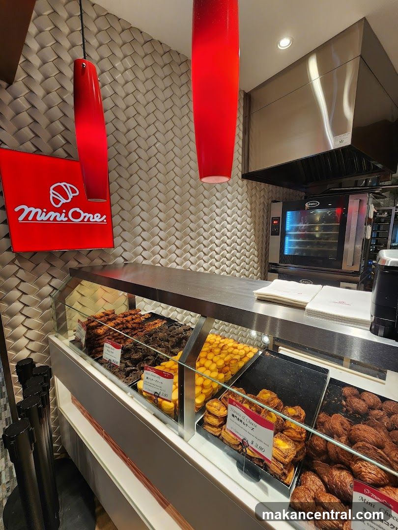 Mini One bakery interior