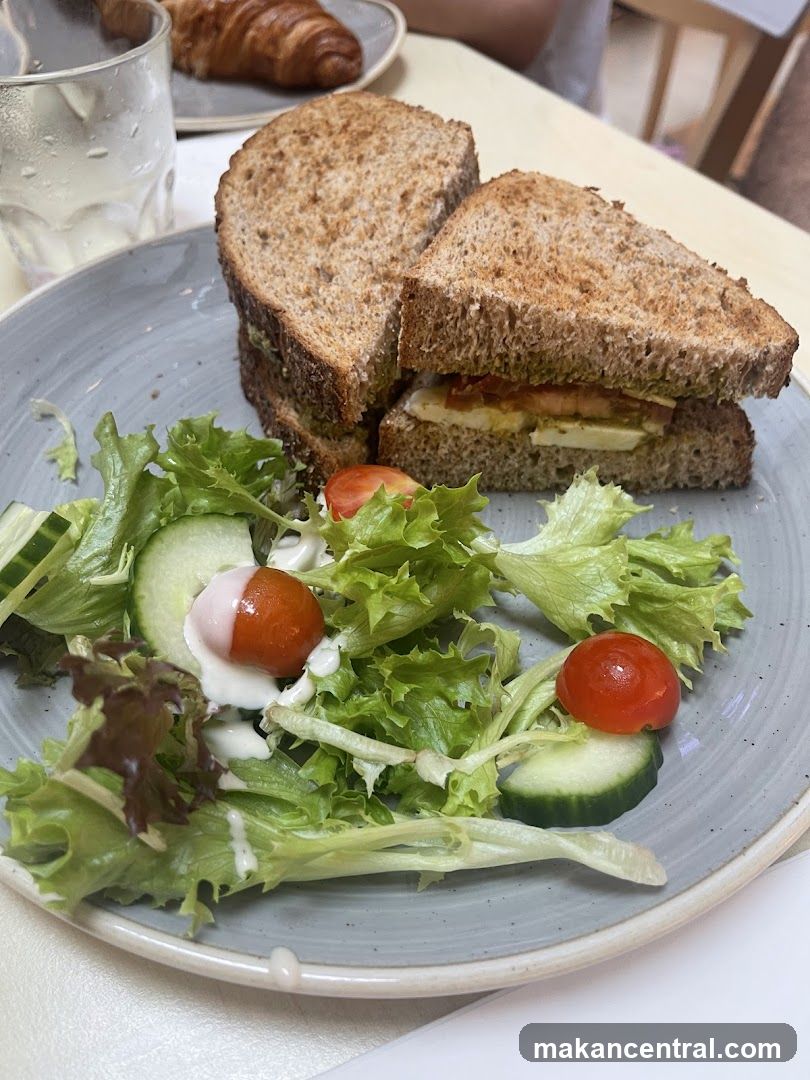 M&S Café