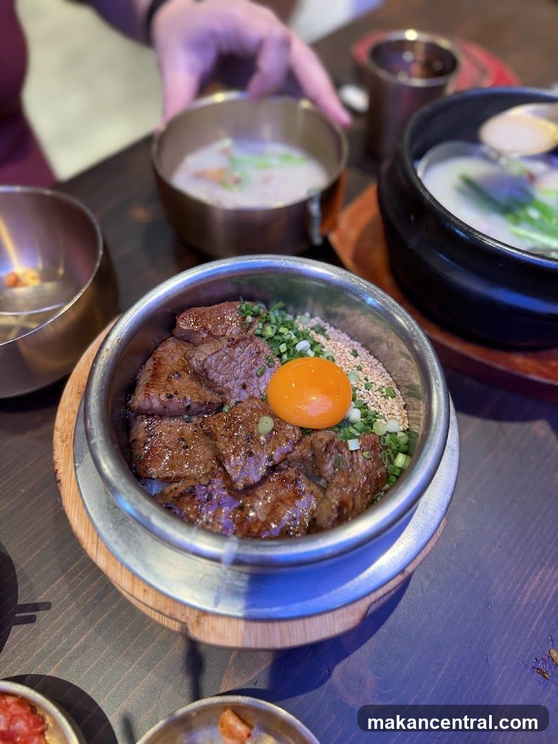 Restaurant Interior Food Scene