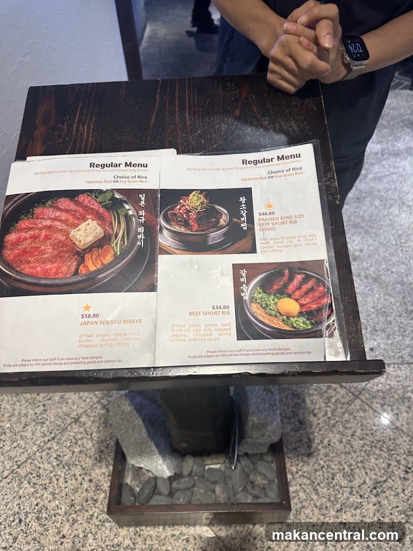 Restaurant Menu Display