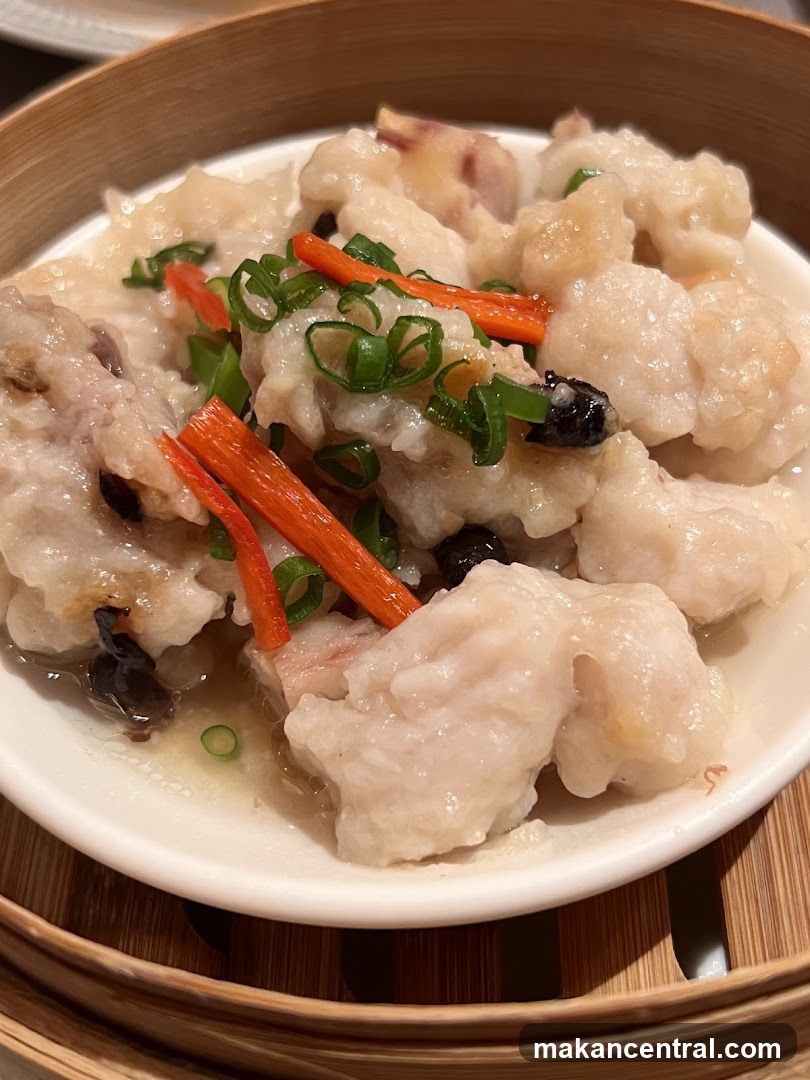 Dumpling Dish in Bamboo Steamer