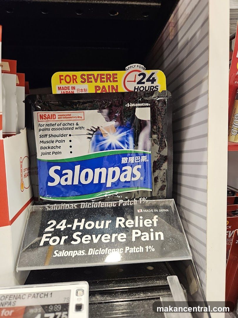 Salonpas Pain Relief Patch Display